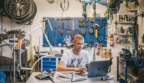 Production planning and scheduling for manufacturers with Katana