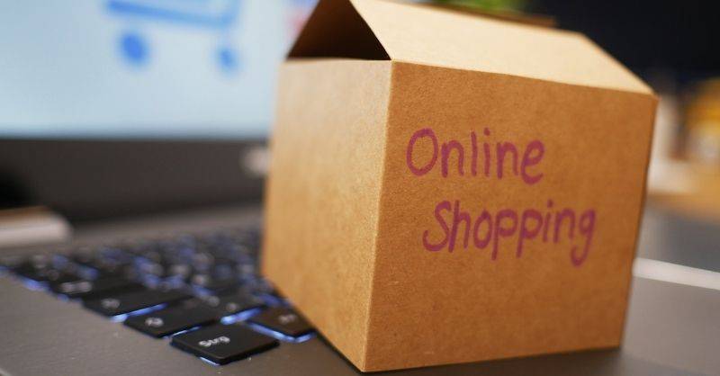 Shopify Plus vs Shopify - one is catered for large enterprises while the other for start-ups and SMBs.