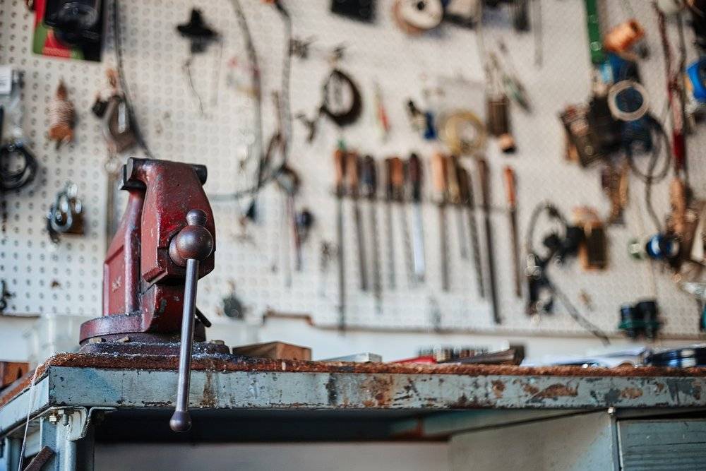 In this article, we explore the manufacturing challenges one can face while managing their business and the solutions you can use to overcome these issues. But,  spoiler alert,  the best solution is to get your workshop automated. Skip ahead to part 10 if you want to know more about that.