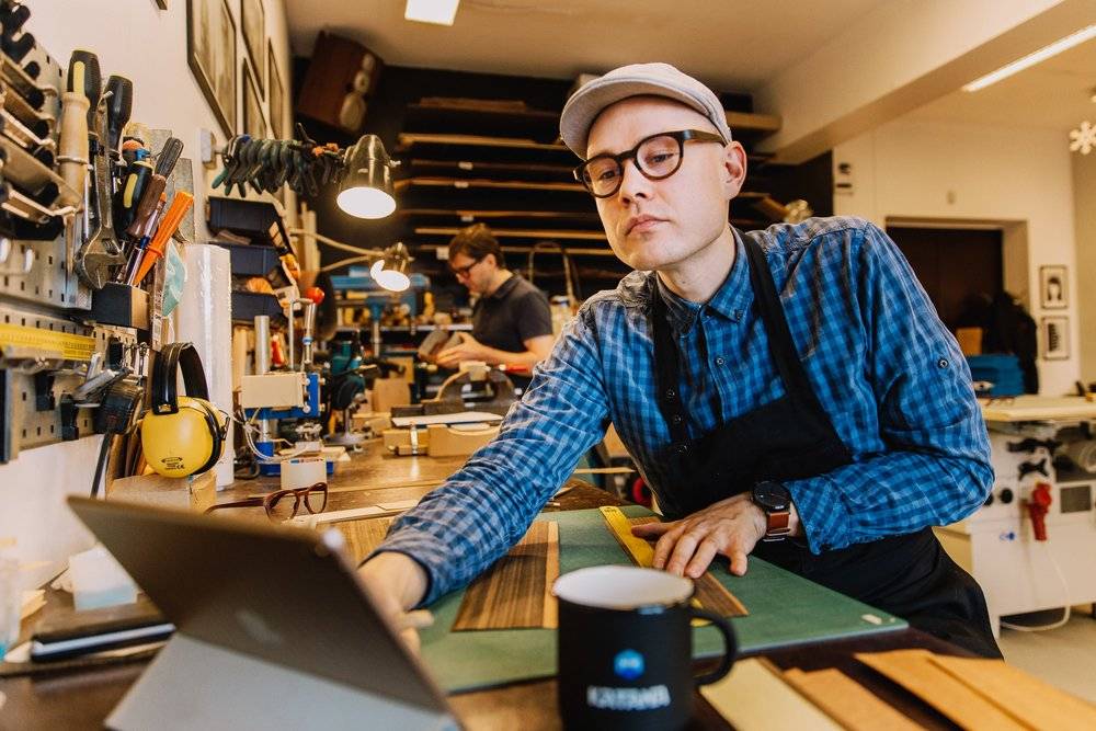 Make sure that the software you adopt integrates with your QuickBooks Online account. Otherwise, you’ve only signed up to making your QuickBooks order management a constant haul of data.