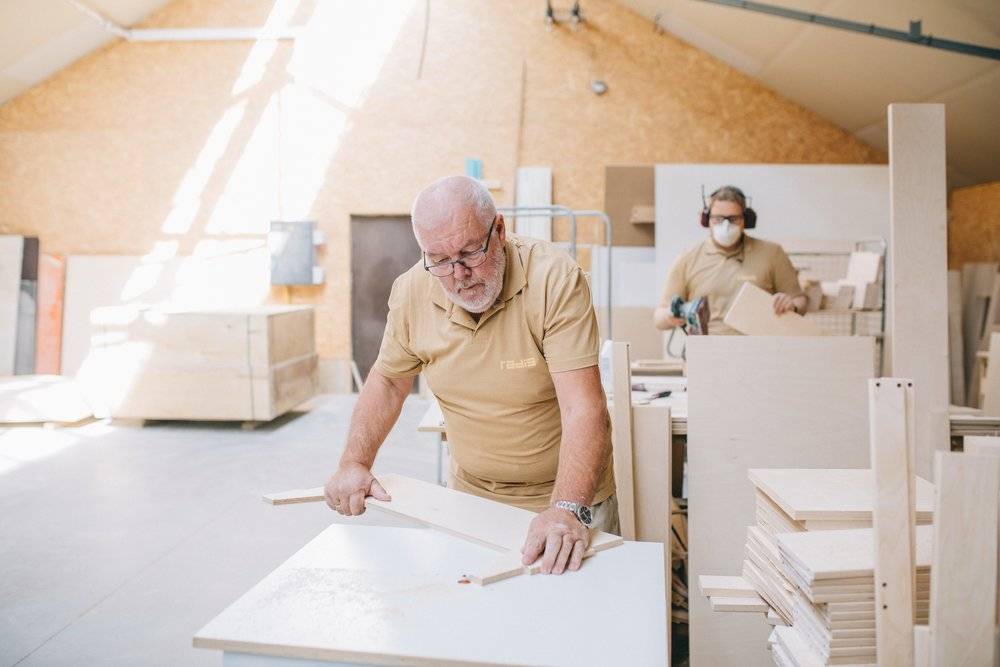 By using QuickBooks add ons for manufacturing, you can find the tools to support your manufacturing business.