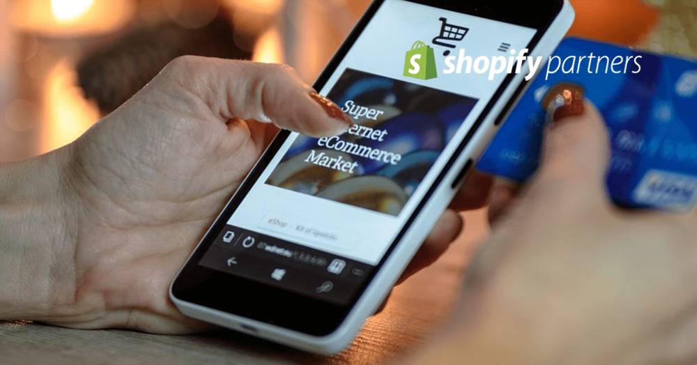 Changing spending habits mean more people are shopping online. So, why not figure out where customers are shopping with our list of the best Shopify stores.